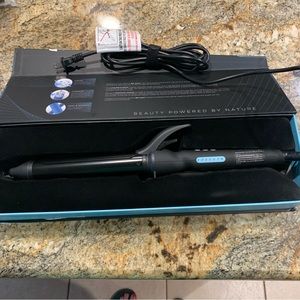 BIO-IONIC Long Barrel Curling Iron 1.25 inch.  No box.